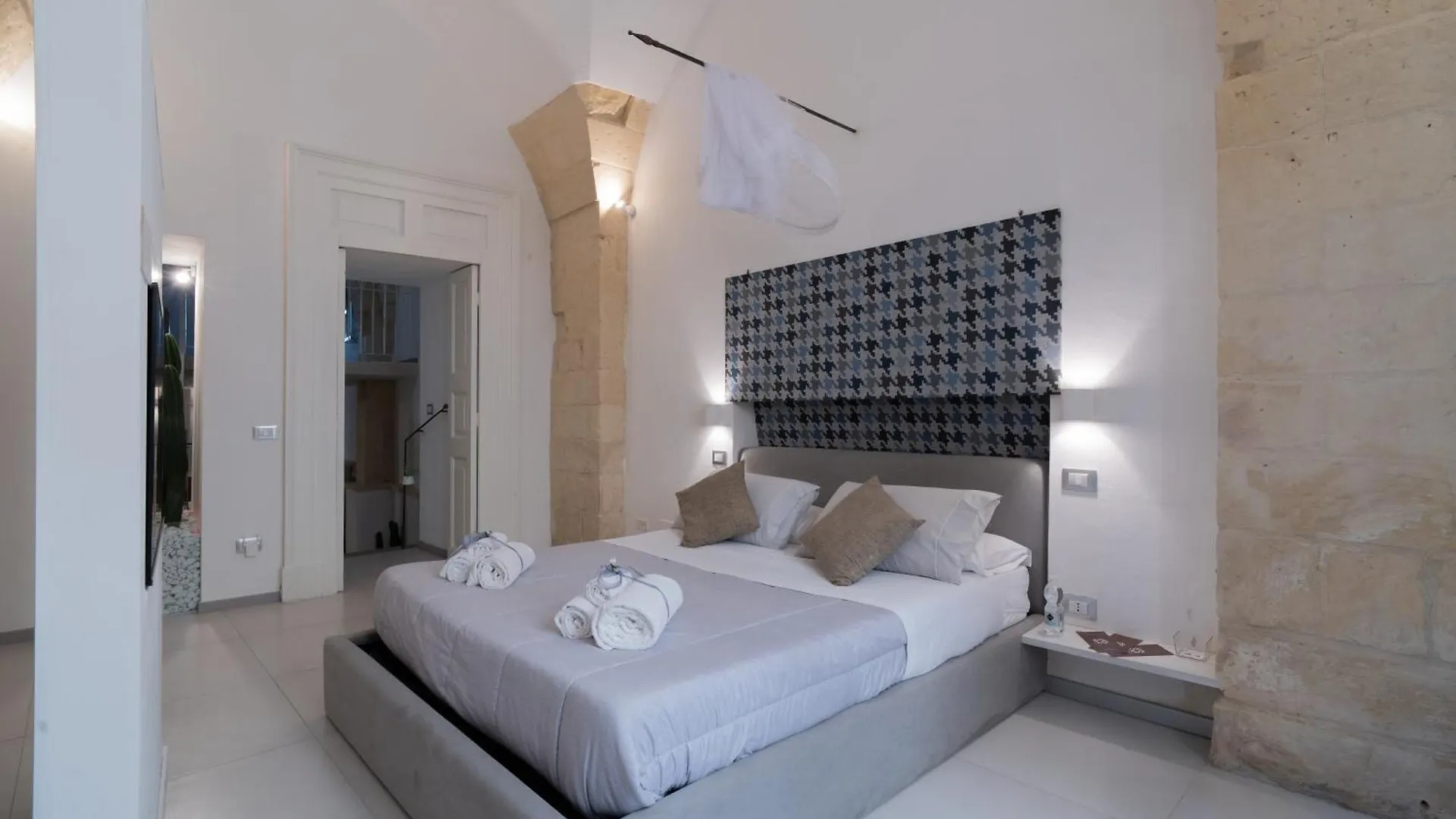 Dimora Barocca Luxury Suites Lecce 0*,  Italy